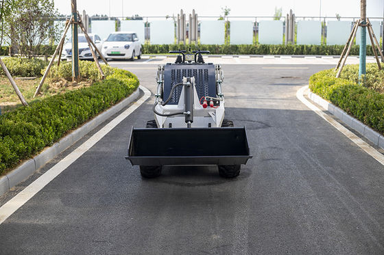 Infront High Efficiency Mini 200kg Skid Steer Loader